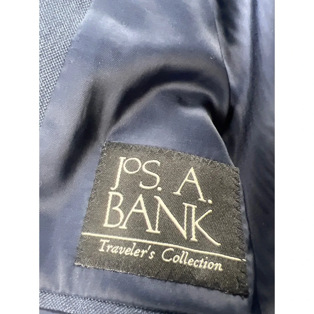 Jos A Bank Traveler's Collection Navy Wool Tailored Fit Blazer Men 42L‎